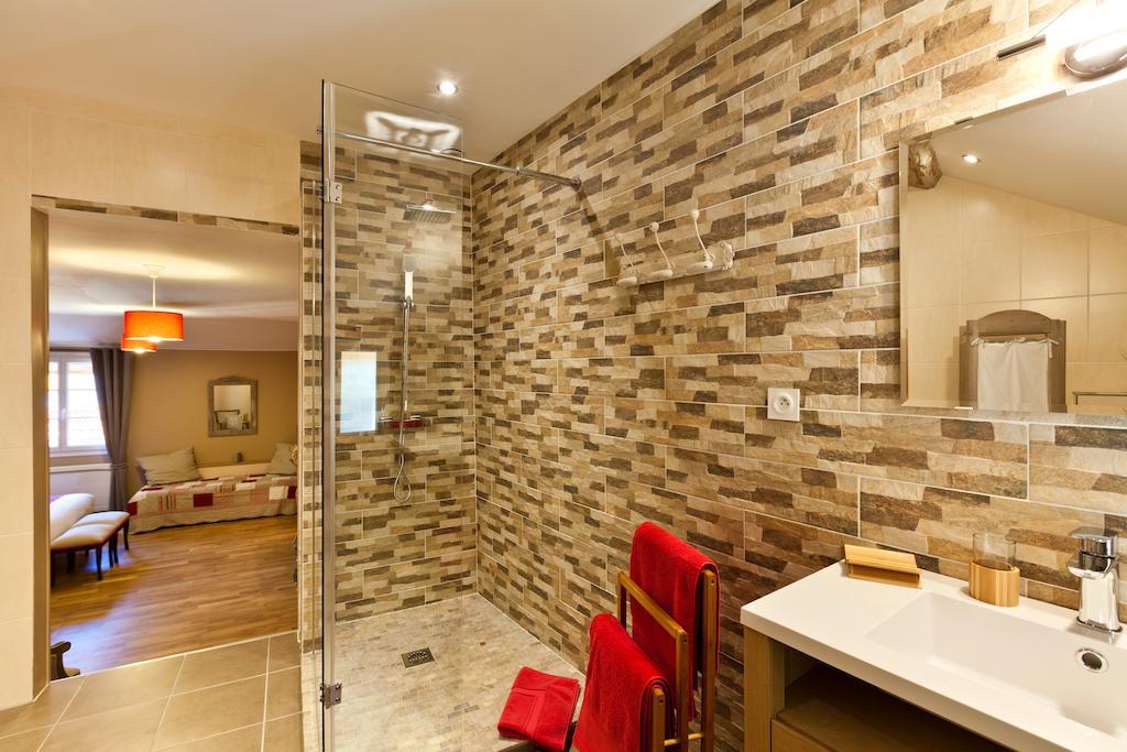 Clos De La Gourmandière Saint-Lothain Habitación foto